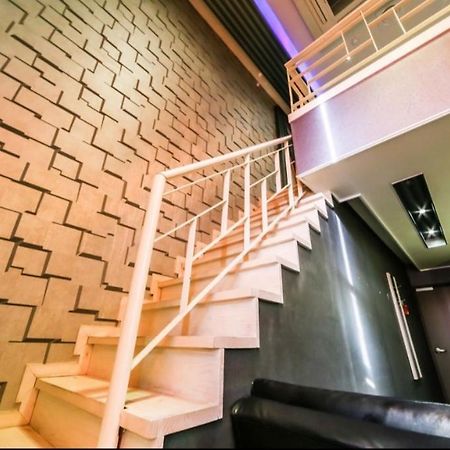 Madoka Motel Gyeongju Zewnętrze zdjęcie