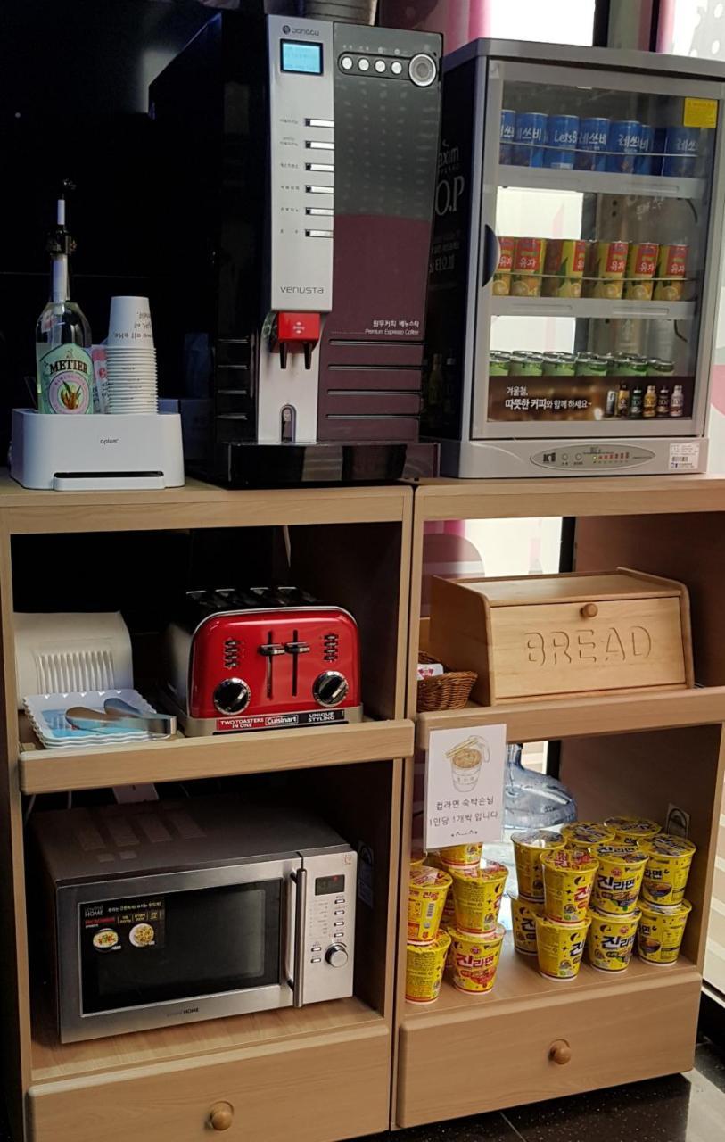 Madoka Motel Gyeongju Zewnętrze zdjęcie