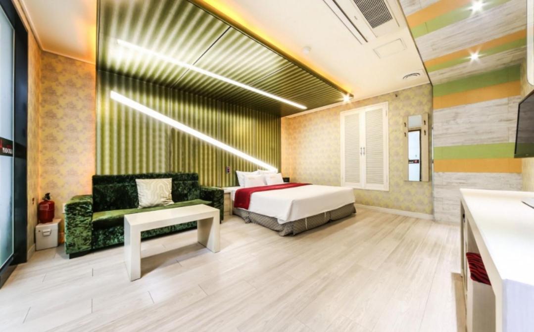 Madoka Motel Gyeongju Zewnętrze zdjęcie