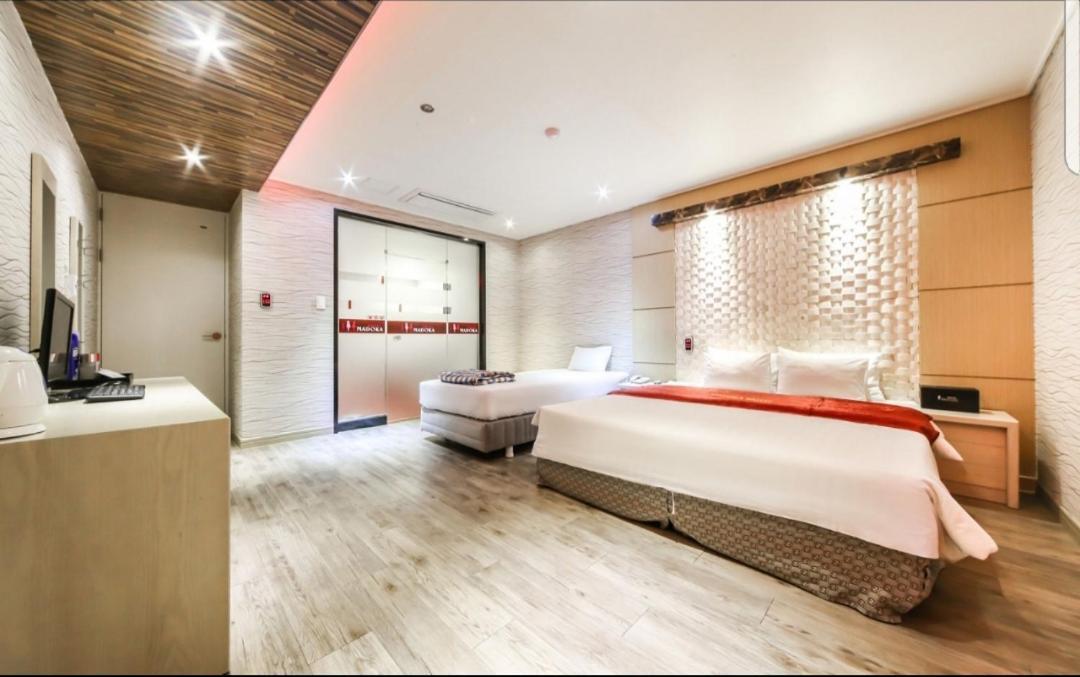 Madoka Motel Gyeongju Zewnętrze zdjęcie
